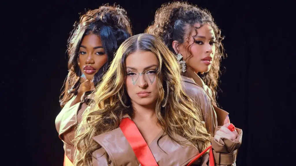 3Quency — Brianna Mazzola, Wennely Quezada, and Nori Royale, official promo photo, Girls Talk Tour 2026